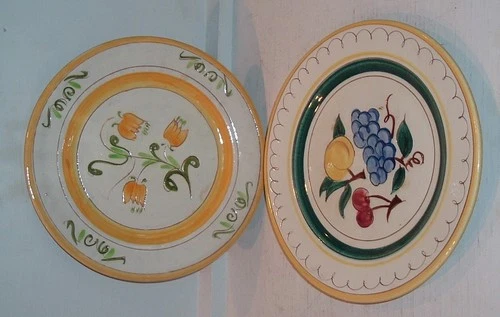 2 VINTAGE STANGL 9 1/4" DINNER PLATES, TULIP AND FRUIT PATTERN TRENTON,NJ