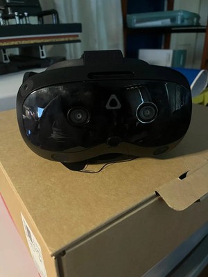 HTC Vive Focus Vision VR Headset Bundle w/Controllers and Charger New!