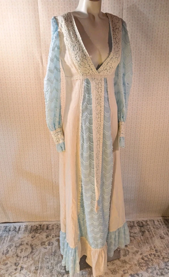 Vintage Gunne Sax Cottage Core Dress 9 Blue &White Renaissance Maxi RARE Pastel - Image 2 of 4