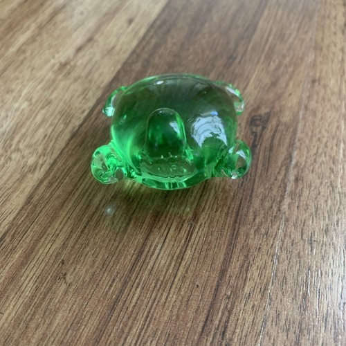 Vintage Art Glass Cute Little Turtle Green 3" Paperweight Figurine Hand Blown - Picture 3 of 5