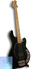 Basse électrique MUSICMAN StingRay B/M - son audacieux, superbe finition