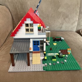 LEGO CREATOR 3in1 5771 Hillside House&hellip;used. Comes with all shown in Pictures.