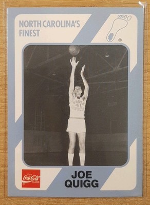 1989 COLLEGIATE COLLECTION NORTH CAROLINAS FINEST JOE QUIGG #122 TAR HEELS