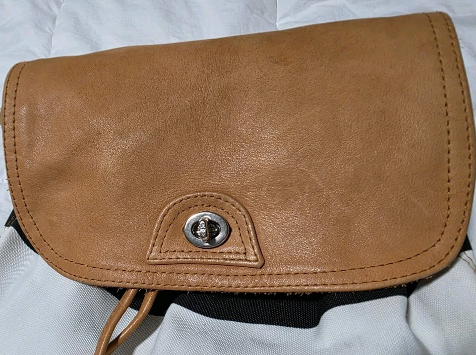 Mochila Convertible SABRINA TACH Boho Cuero Lona Mensajero Anthropologie  Foto 2 de 4