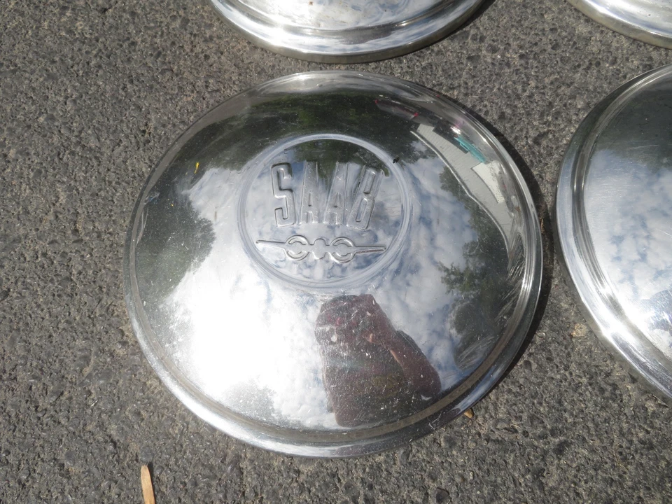 Juego de 4 tapacubos Saab Sonett 1960-1975 plato perro 99 95 ~ tapa de pobreza de 10" ~ de colección Foto 3 de 4