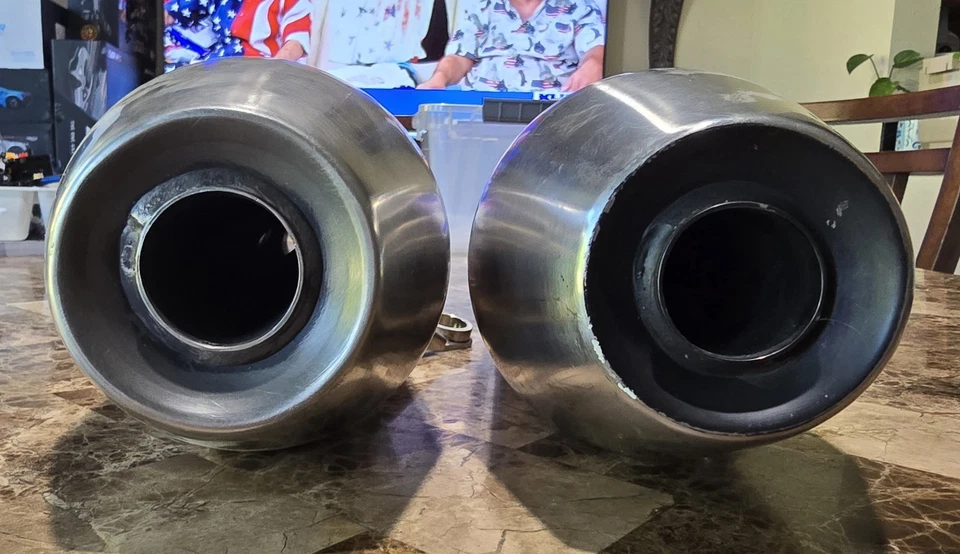 Par silenciador Triumph TIS 341-2543 izquierda y derecha 2203872 Foto 4 de 4