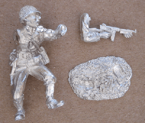 Valiant Miniatures Kit# 9647 - US GI NCO firing Thompson, France, WWII 1944 54mm - Picture 2 of 2