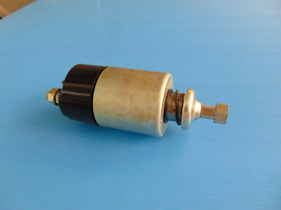 Solenoide de arranque para Nissan DATSUN 1200 DATSUN 410 DATSUN 510 DATSUN 520 Foto 3 de 4