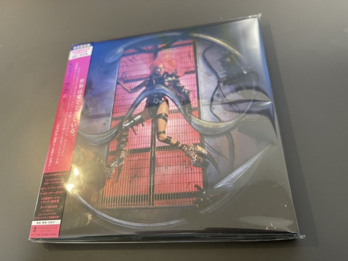 Lady Gaga 初回限定Chromatica 直筆サイン入りアートカード付 Lady Gaga Official Signed CHROMATICA CD Autographed