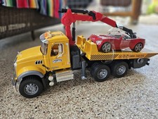 Bruder 02829 Mack Granite Tow-truck W Roadster Missing Parts Bruder 02829 Mack Granite Tow-truck W Roadster Missing Parts