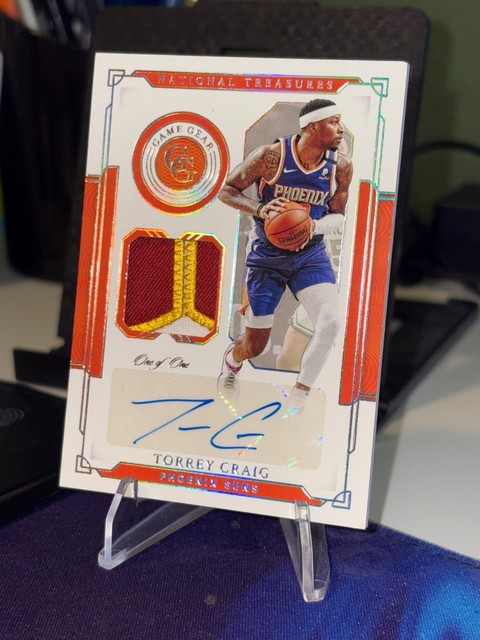 2020-21 Panini National Treasures Game Gear 1/1 Torrey Craig #GG-TRV Auto
