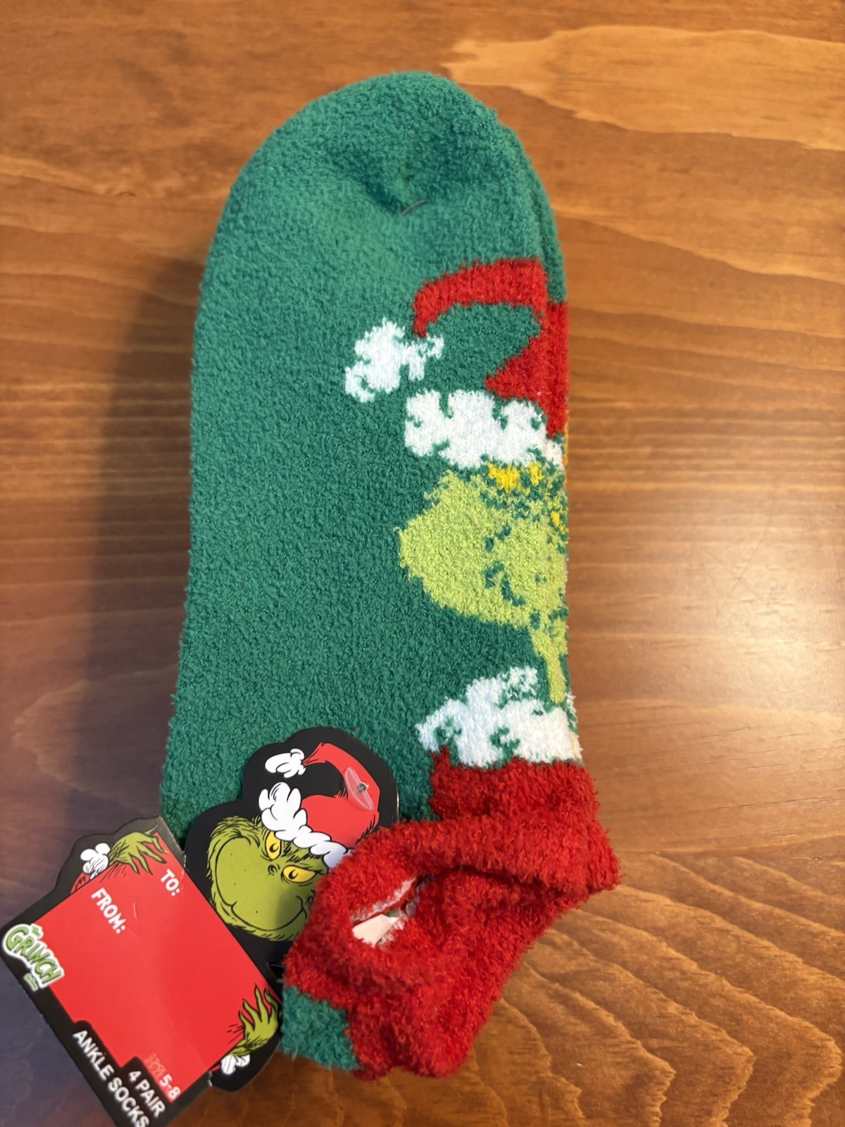 NWT The Grinch Fuzzy Ankle Socks Set (4) Bundle. Max, Cindy Lou Who, Grinch! 5-8