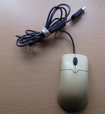 Microsoft Wheel Mouse optical USB and PS/2 Compatible Vintage Maus Kabelgebunden