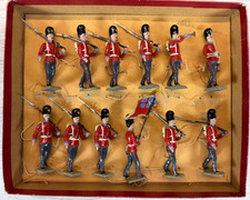 CBG Mignot British Grenadiers Guards Parade Grenadiers Anglais Lead Soldier Set