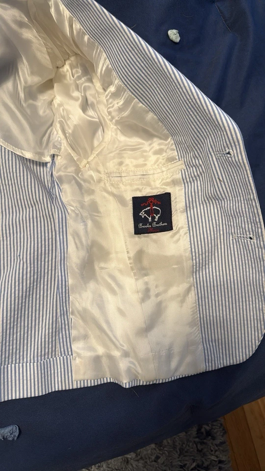Brooks Brothers kid’s Seersucker Blazer - Image 2 of 3