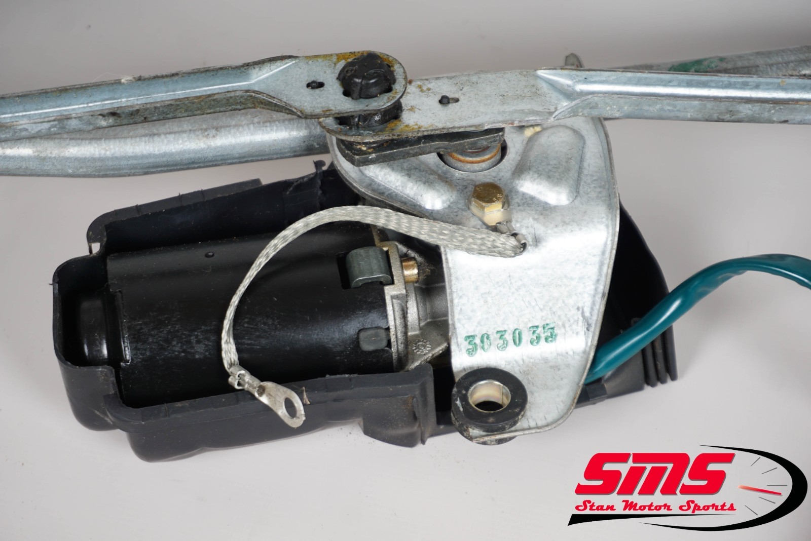 02-08 Maserati Spyder Coupe 4200 M128 M138 Front Windshield Wiper w/ Motor OEM