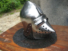 Medieval Knight Helmet: 18 Gauge Steel Armor with Chainmail