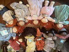 World’s Largest Cabbage Patch Doll And Toy Collection
