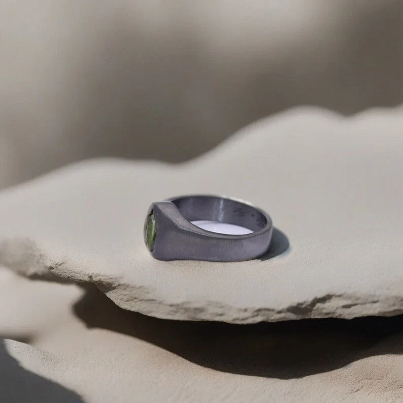 Natural Rough Peridot ring 925 sterling silver ring black mens ring gift for him - Image 4 of 4