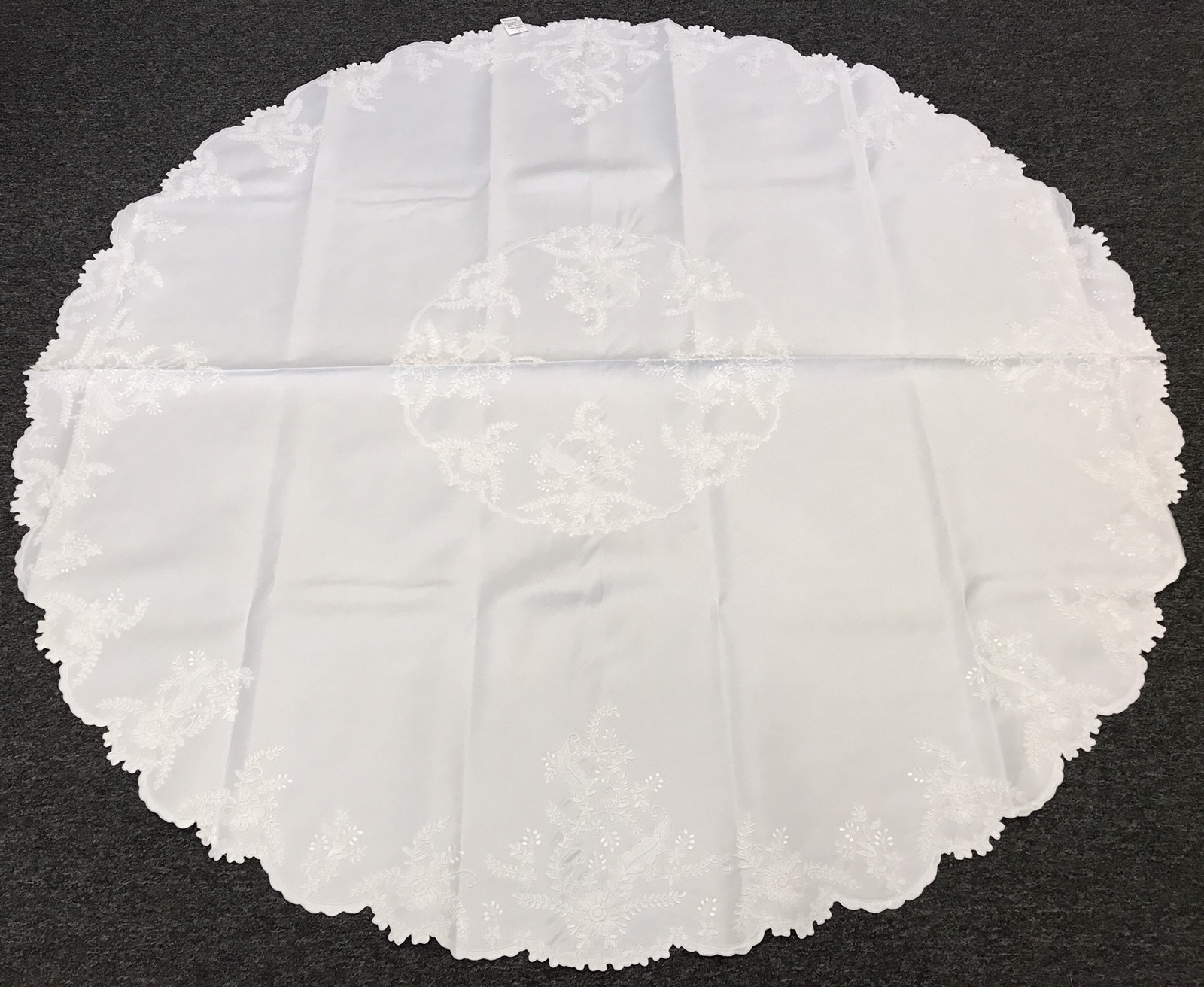 90" Round White Quality Fabric Embroidery Tablecloth Napkins Wedding Bridal