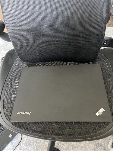 Lenovo ThinkPad T450 5300U 2.3GHz Win11 Pro 24H2 - Picture 2 of 10