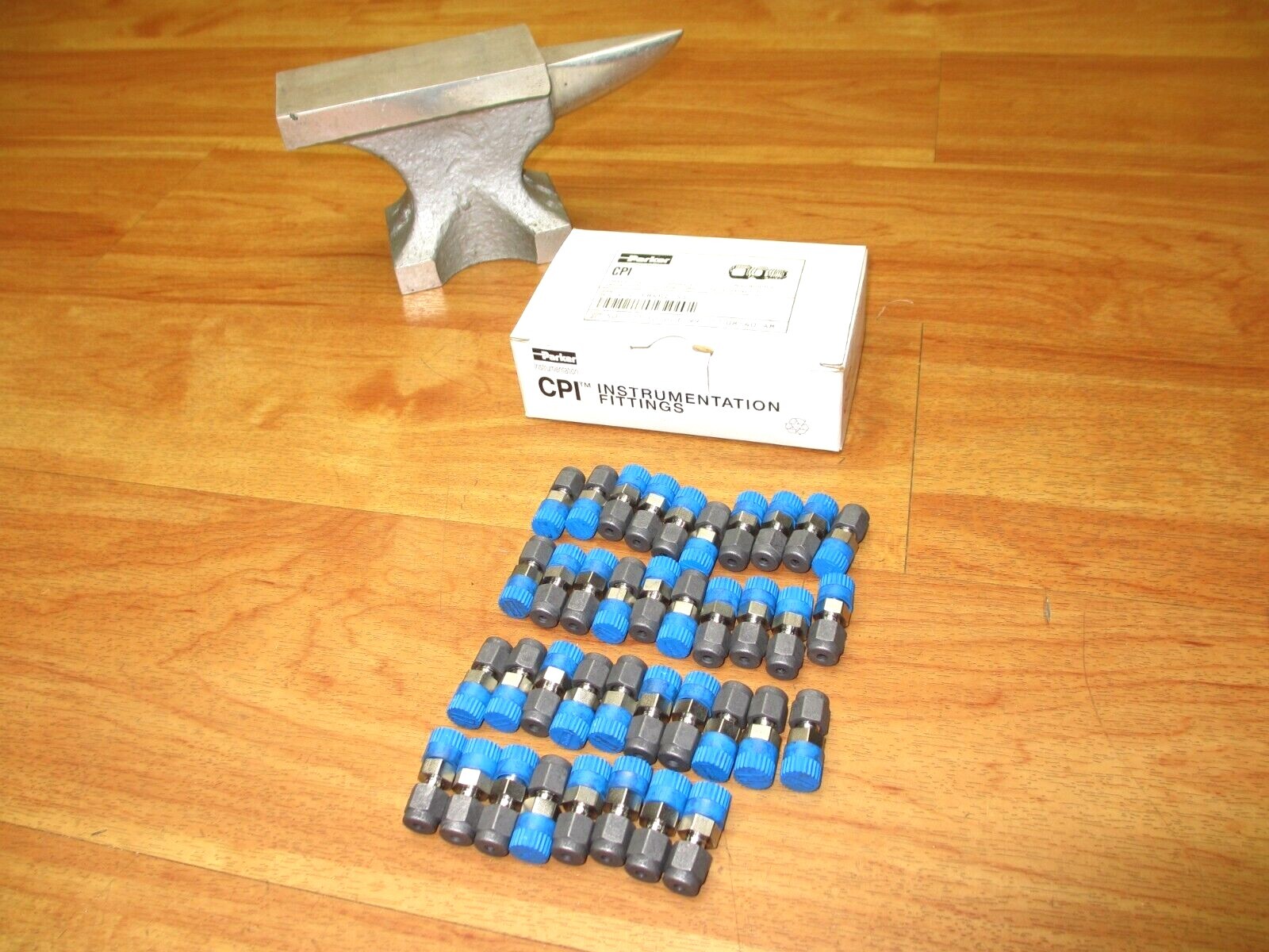 Parker 2-2 FH4BZ-SS (BOX OF 38) *NEW* CPI Instrumentation Fitting