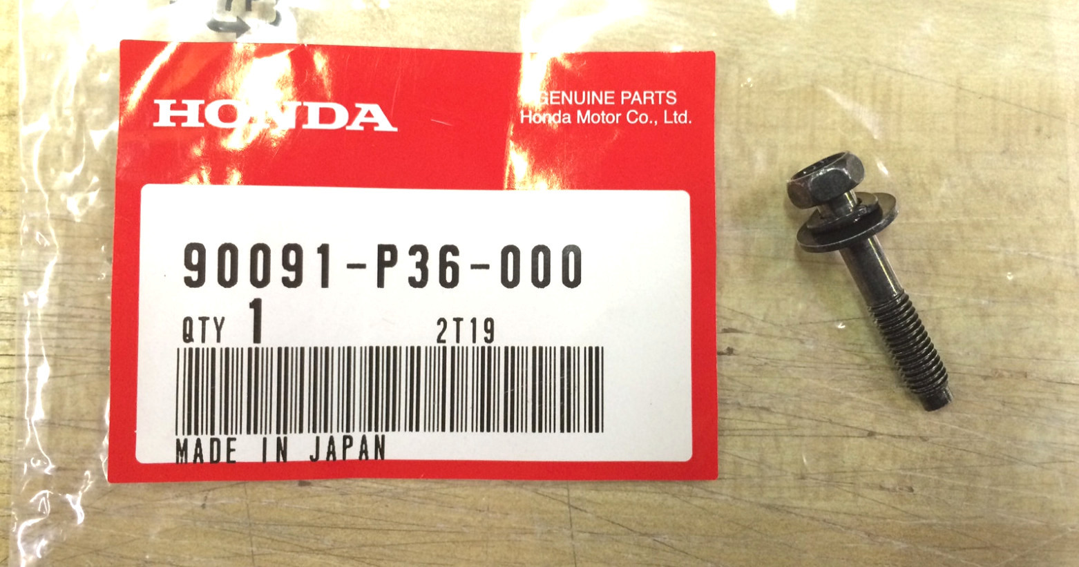 Genuine OEM Honda Engine Air Filter Box Cover Screw 5x28 Lid Bolt 90091