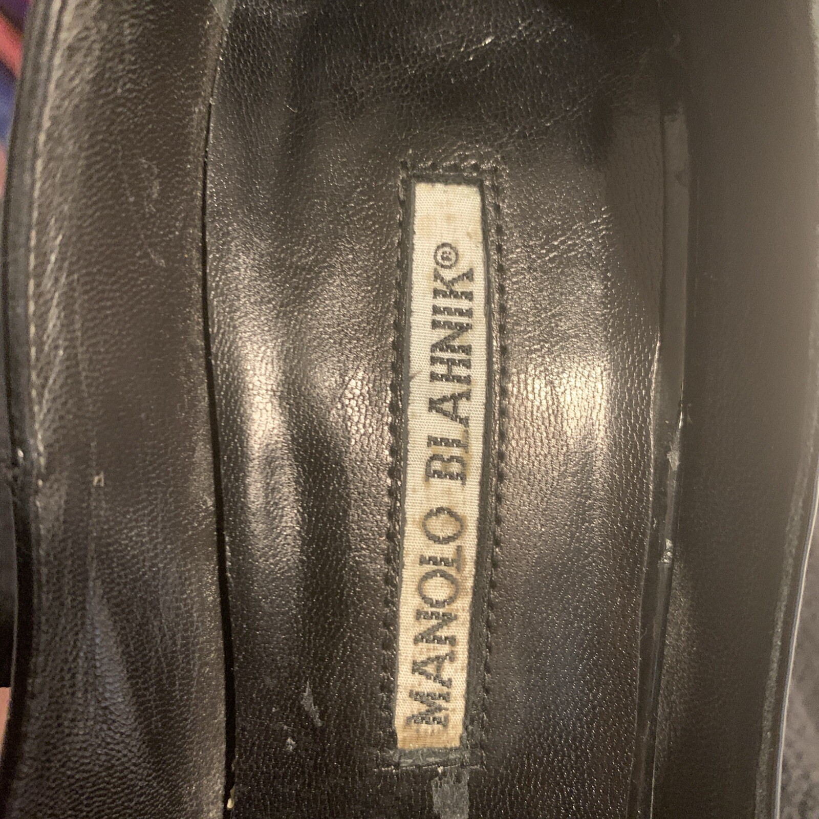 manolo blahnik Authentic Solid Black Patent Leath… - image 6