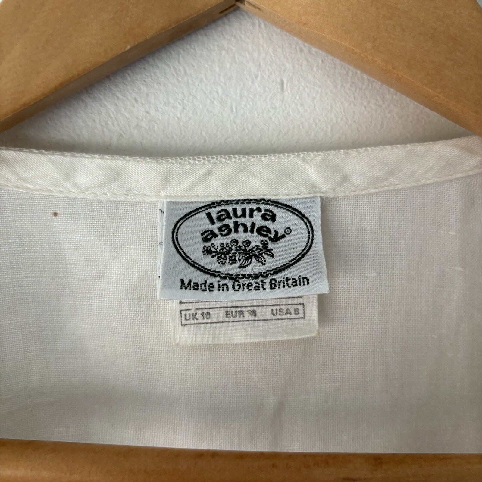 Vintage Laura Ashley Made In Great Britain White … - image 3