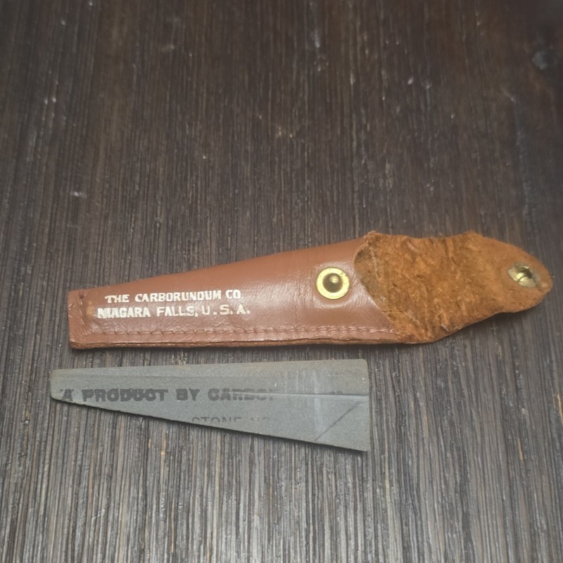 Vintage Carborundum No. 149-L Pocket Sharpening Stone with Leather Sheath Case