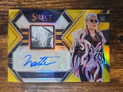 2023 WWE Panini Select Natalya Auto Relic Gold 8/10 Nattie Multi Colour Relic