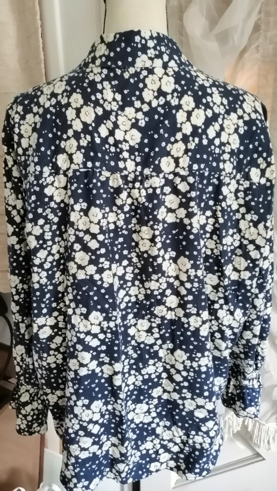 Picture 2 of 3