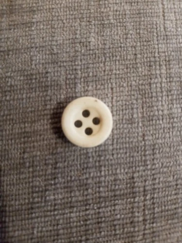 Civil War bone underwear button dug at CSA camp near battle of Petersburg VA