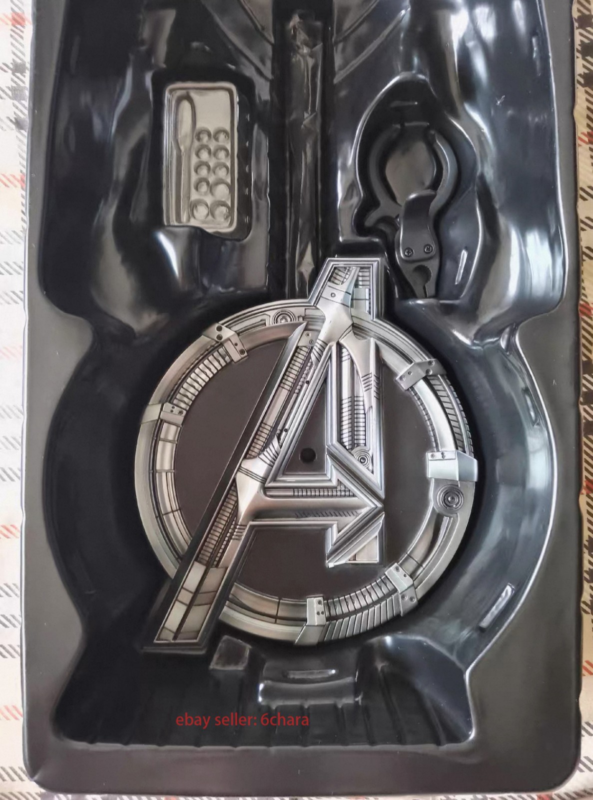 HOTTOYS MMS284 Avengers Ultron 1/6 Articulated Collectible Figure