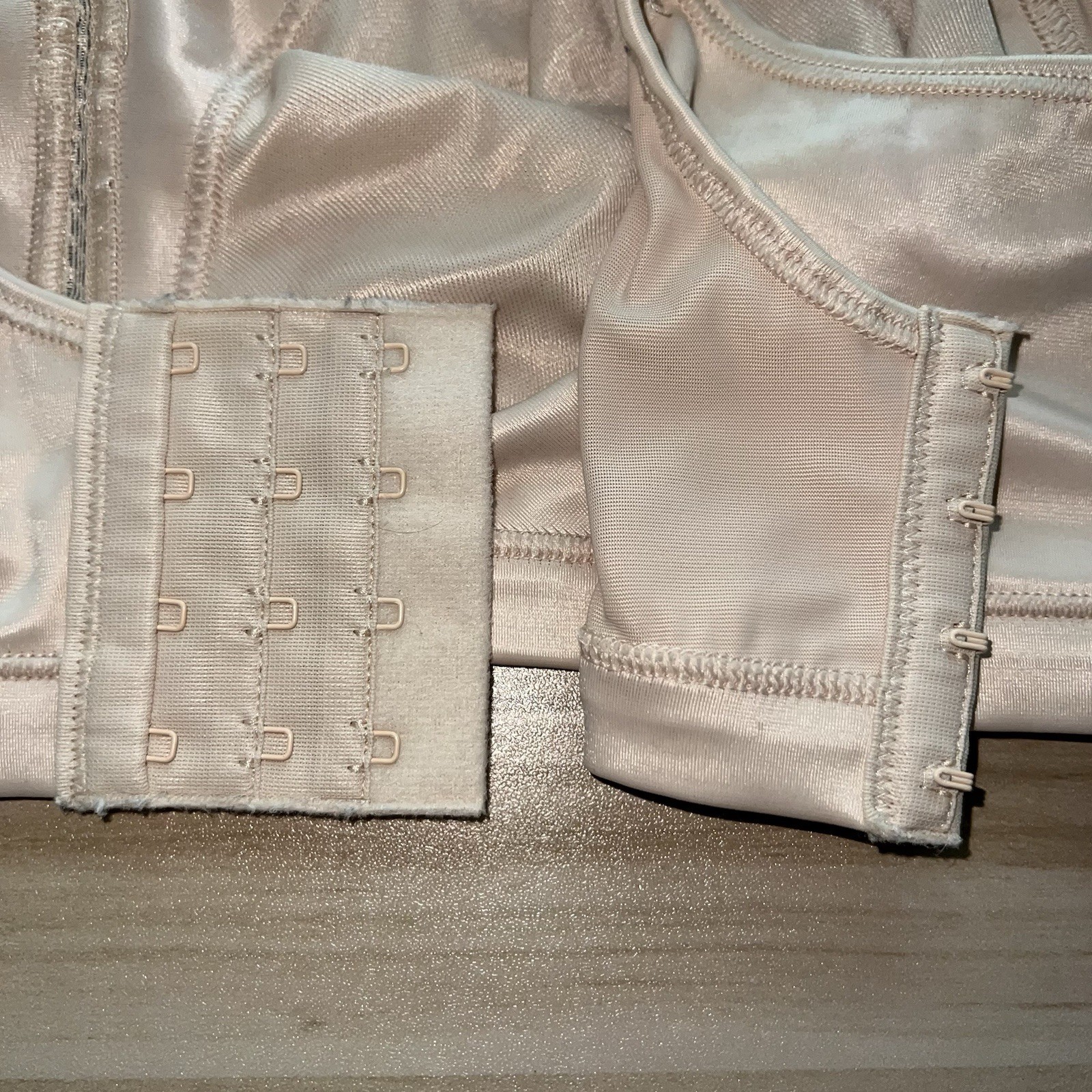 Bali Double Support Soft Touch Back Smoothing Wir… - image 8