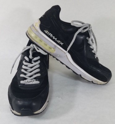 Nike Air Max (317551-010) Men's Black w/White Accents Athletic Shoes Size 12 