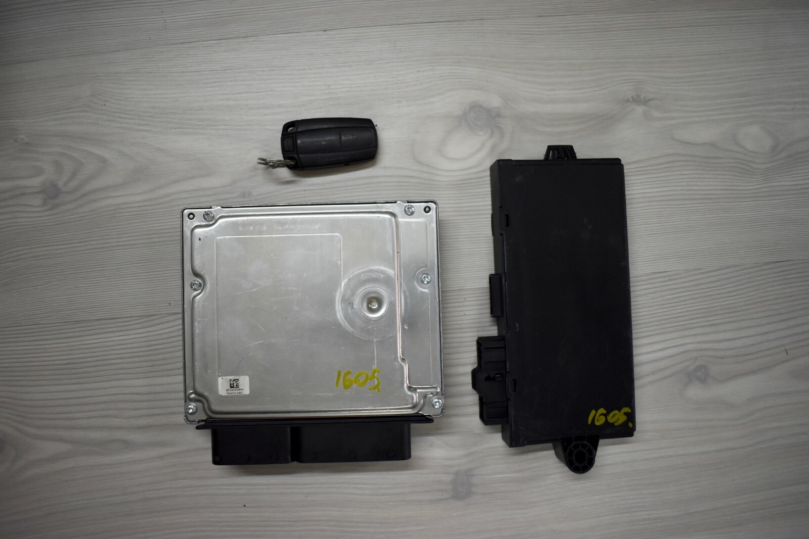 BMW E90 320d 130kw Engine Controle Module DDE 7823420 CAS3 9147226 