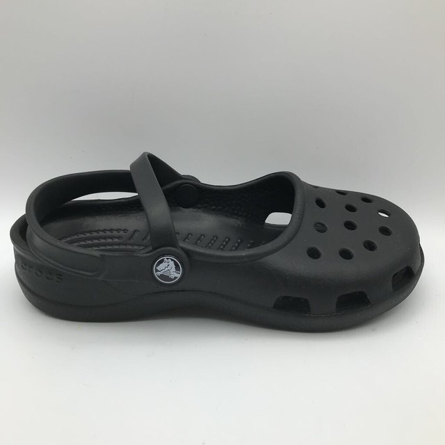 crocs karin