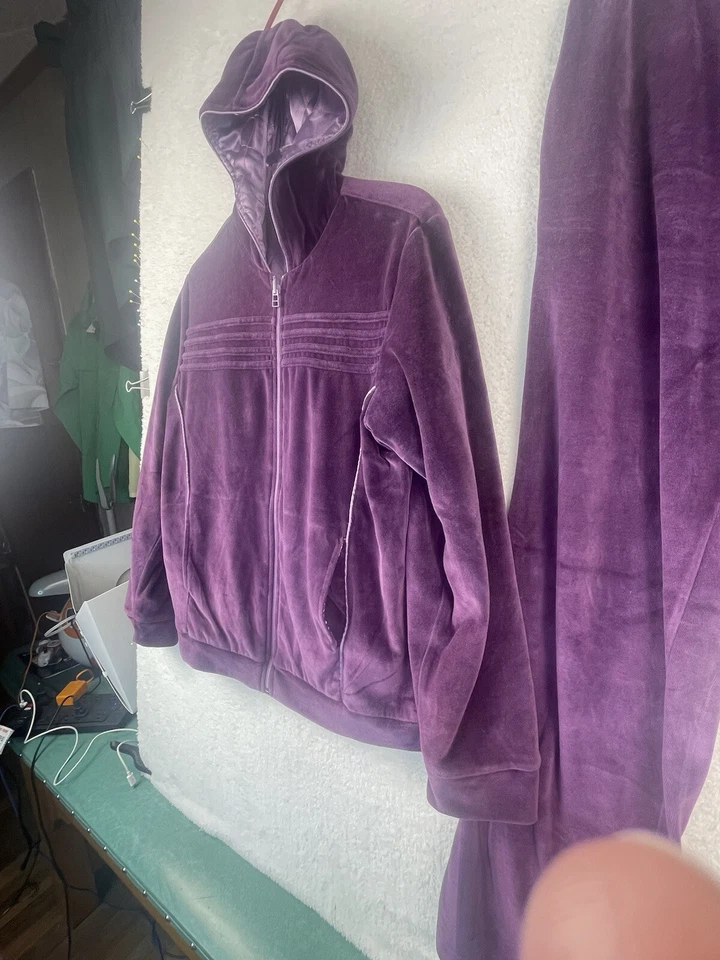 Traje Sport Savvy para mujer púrpura de terciopelo/valor pista/caminata talla S de colección años 80’s 5271 Foto 2 de 4