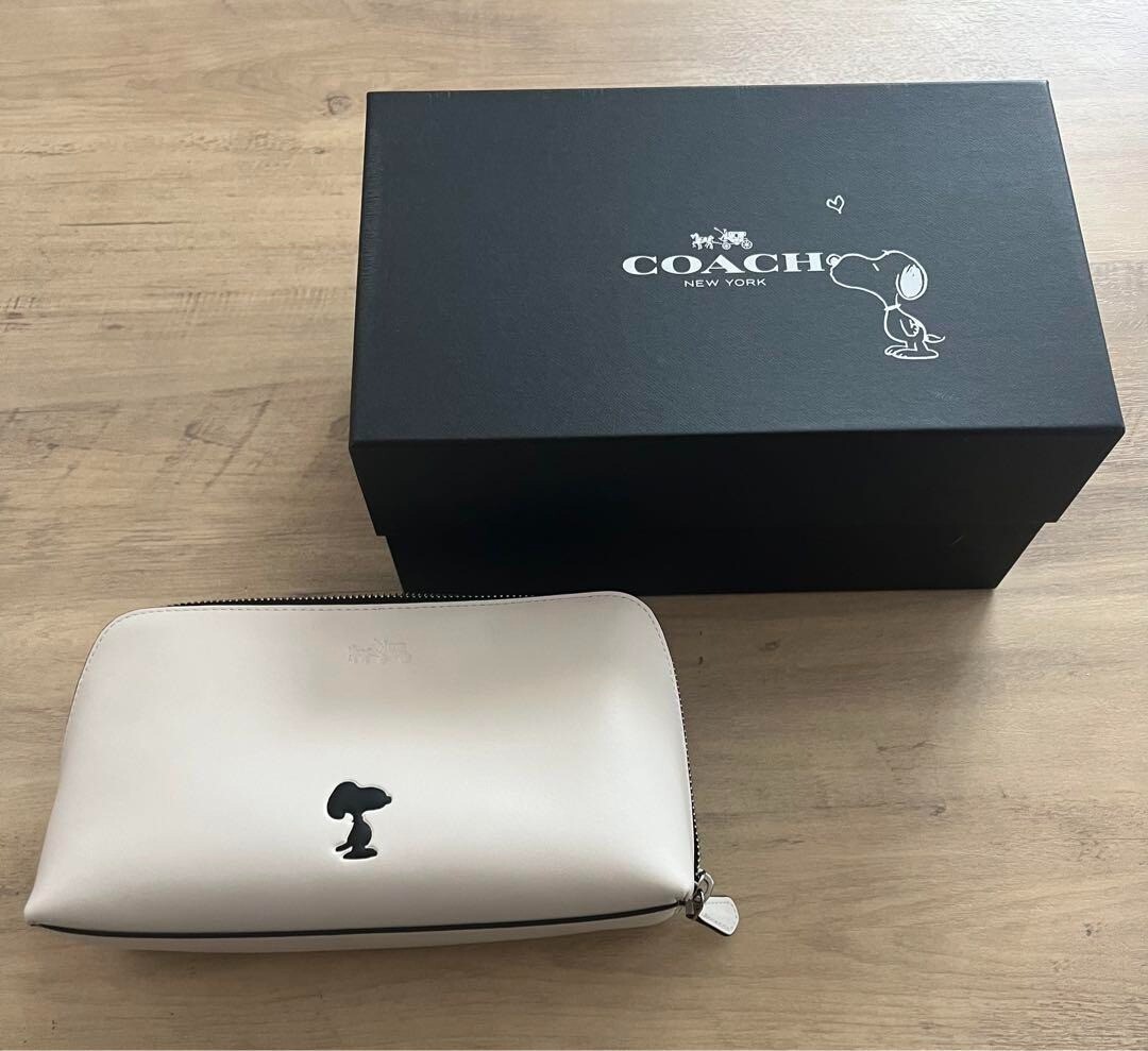 こ*り様 【完売品】coach スヌーピー 公式】COACH – コーチ | 【COACH X PEANUTS】カーゴ バック