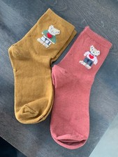 NEW SET OF TWO BEAR SOCKS-COLORFUL Medium 6-11 BEARS AND HEARTS 