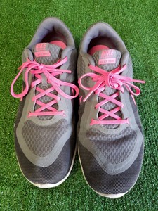 nike flex trainer white