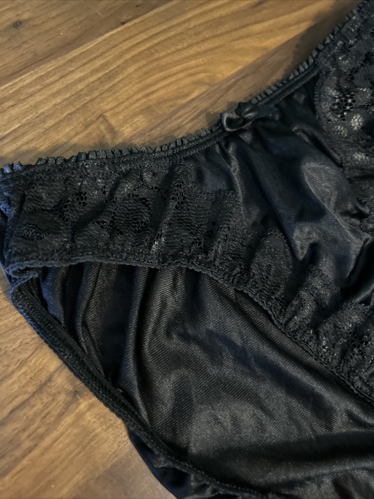 VINTAGE VASSARETTE Panties Second Skin Black NYLON & LACE HI CUT BIKINI