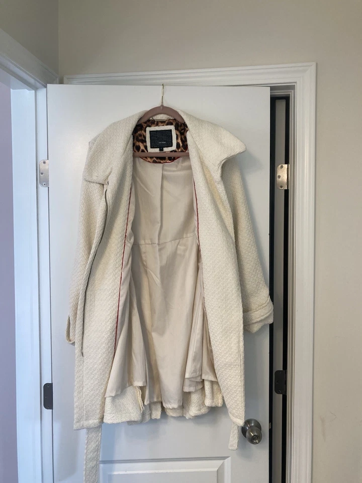 Gabardina Steve Madden Marfil Drama con Cinturón Silencioso Lujo Neutro Para Mujer’s L Foto 2 de 4