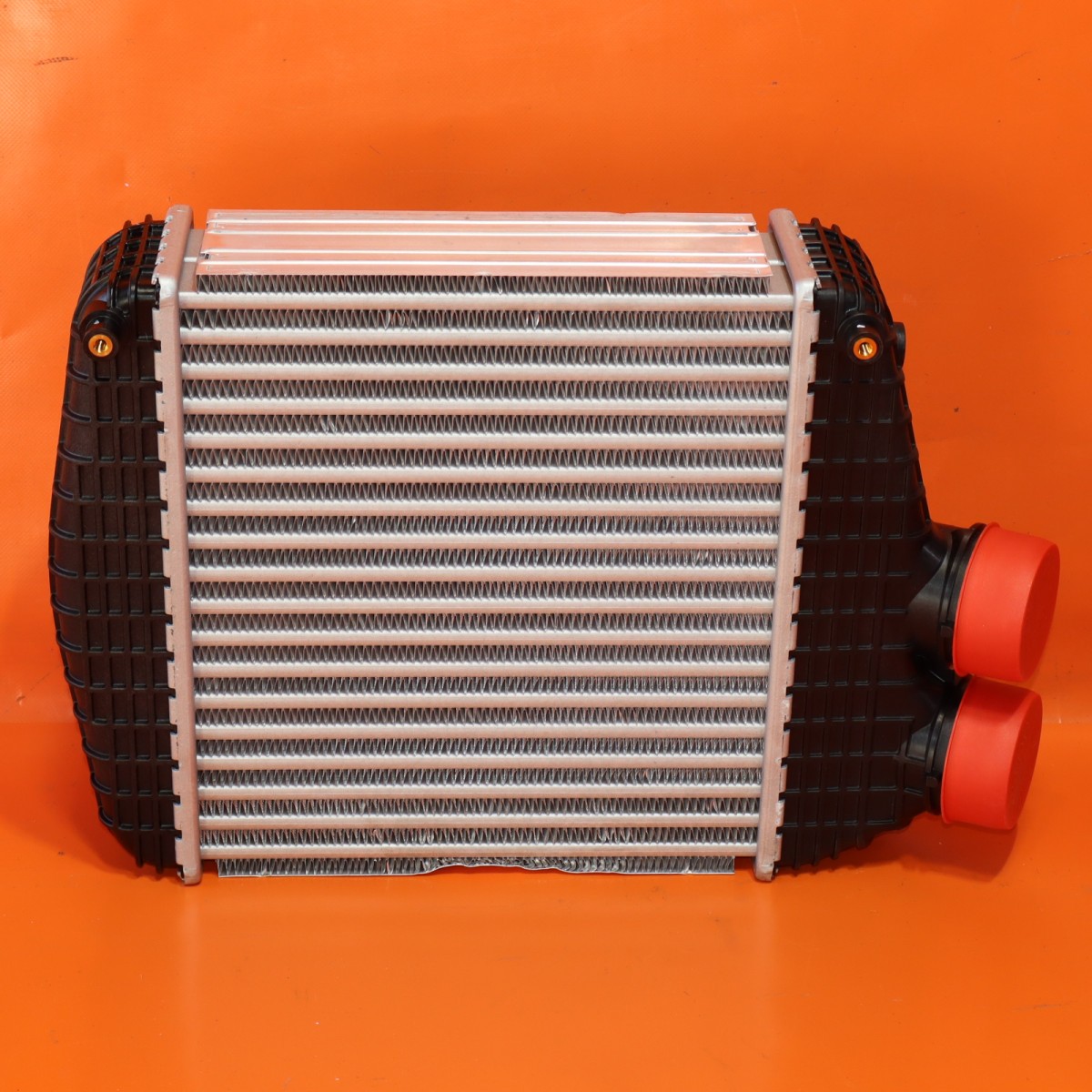 MASERATI GHIBLI INTERCOOLER LEFT 2014 2015 2016 2017 2018 2019 2020 670109550