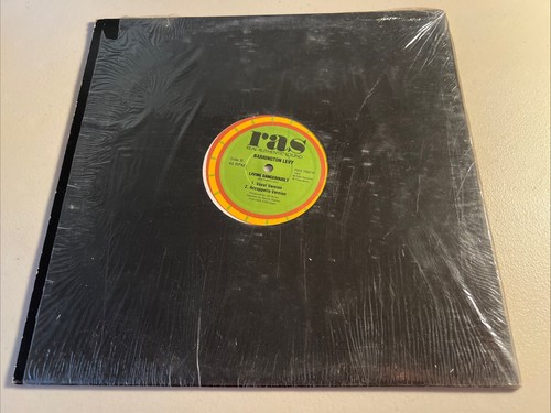 Barrington Levy & Bounty Killer – Living Dangerously - 12” Vinyl - Picture 3 of 10