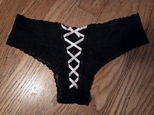 Victoria's Secret Low Rise Strappy Back Floral Lace Cheeky XSmall