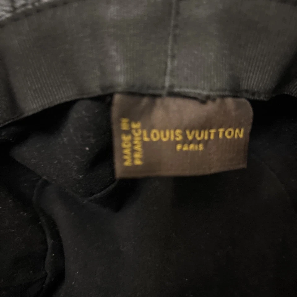 Chapéu tipo balde Louis Vuitton couro marrom - Imagem 3 de 4