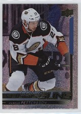 2018-19 Upper Deck Young Guns Speckled Rainbow Foil Marcus Pettersson #229 f0l