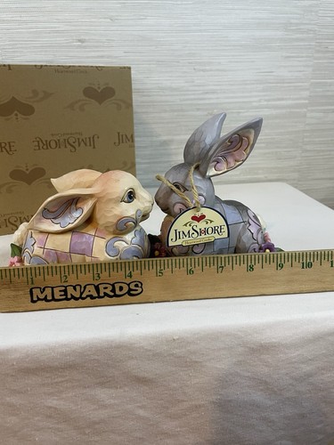 Jim Shore "So Hoppy Together" coniglietti seduti coniglietti statuina scatola naso sfregamento - Foto 3 di 9